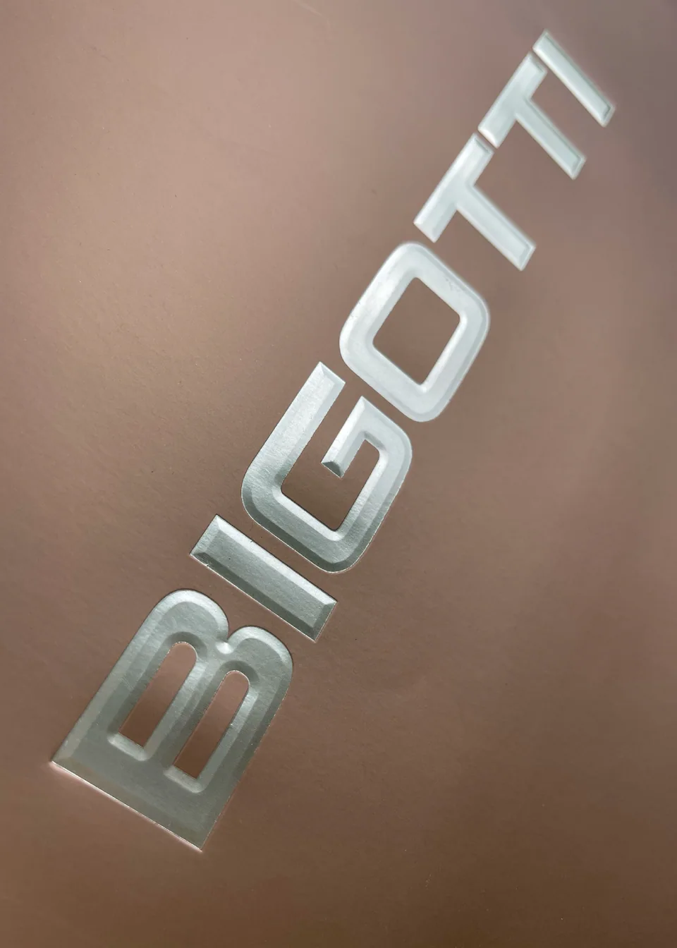 BIGOTTI — Laminated detail on box